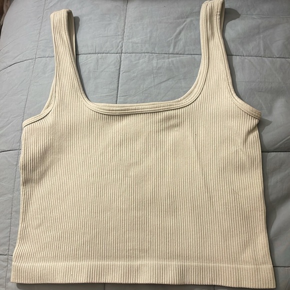 OQQ Medium Sport Bra - Picture 3 of 4